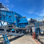 圆锥破碎机安全装置及性能分析